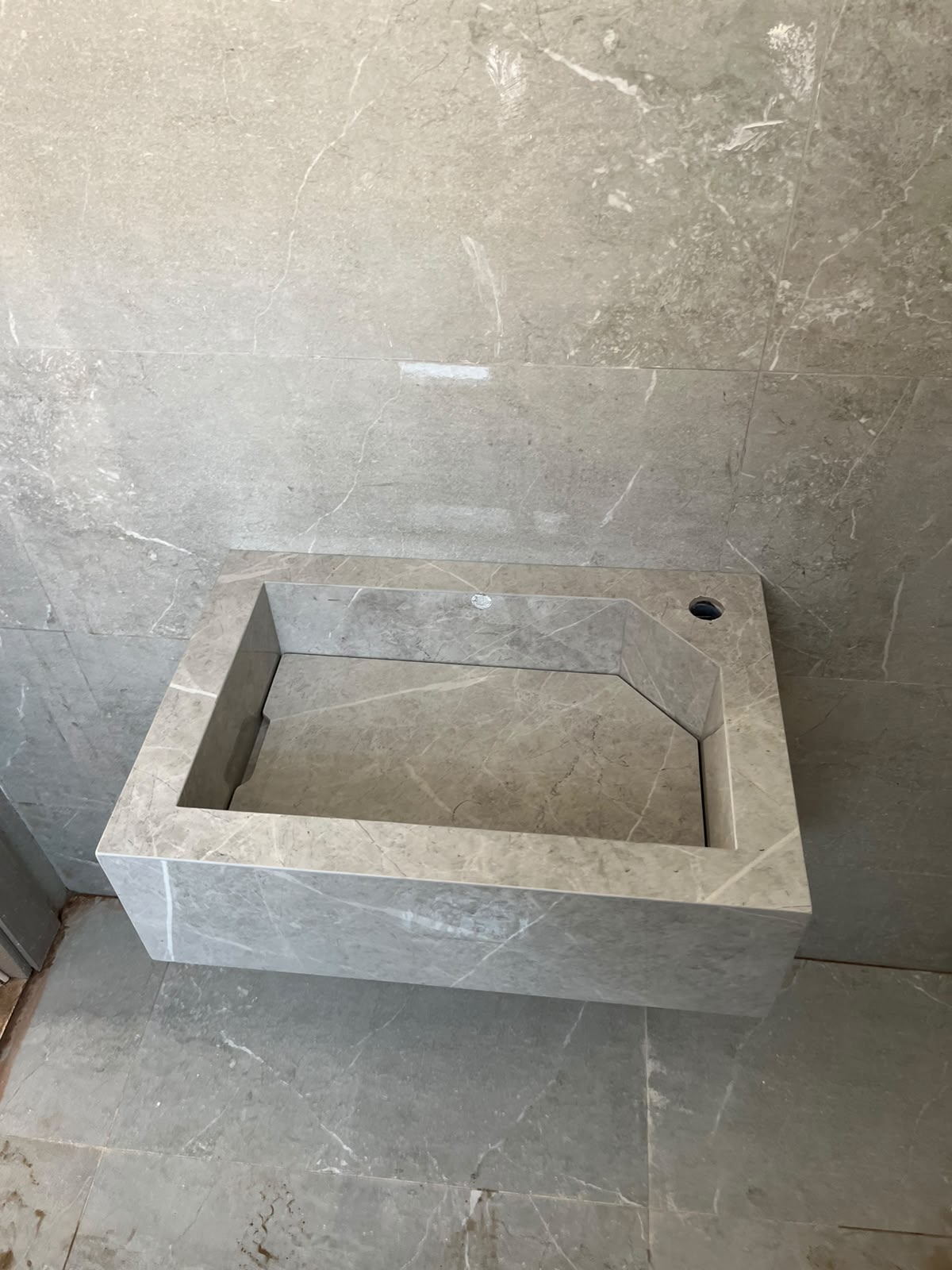حوض 30*60 بدون رف خلاط جانبي