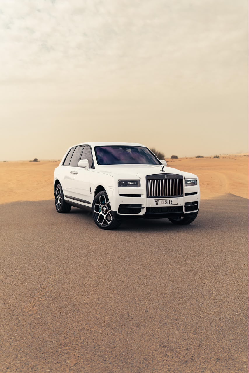 Rolls-Royce Cullinan Black