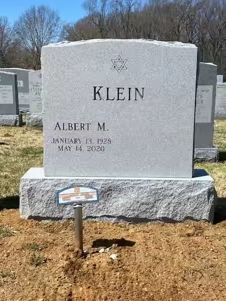 jewish double monuments - Klein