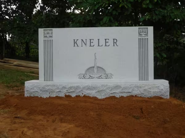 jewish double monuments - Kneler