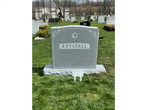 jewish double monuments - Krystall