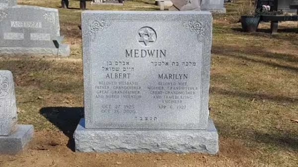 jewish double monuments - Medwin