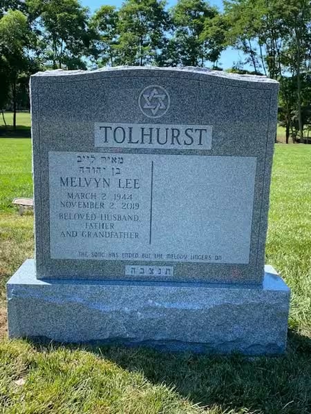 jewish double monuments - Tolhurst