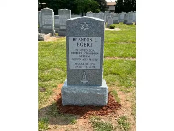 jewish single monuments - Egert