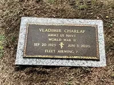 bronze monuments - Charlap