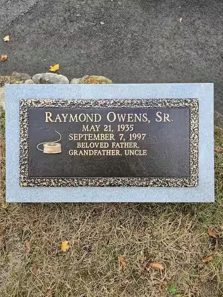 bronze monuments - Owens