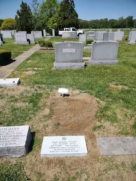 cemetery markers - Eland