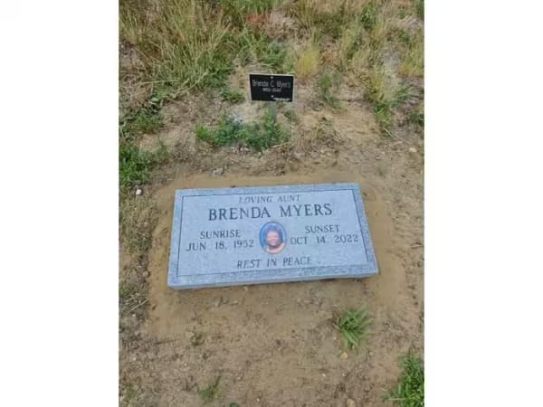 cemetery markers - Myers