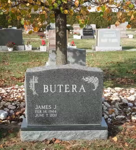 double granite monuments - Butera