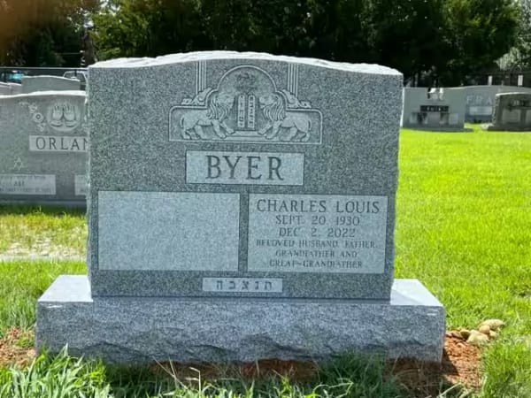double granite monuments - Byer