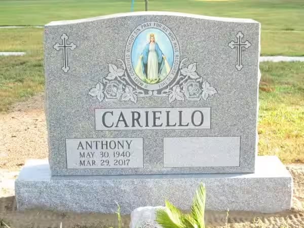 double granite monuments - Cariello
