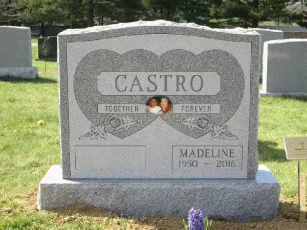 double granite monuments - Castro