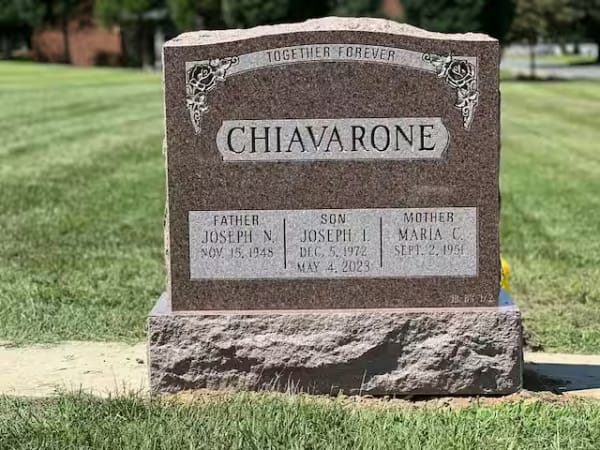 double granite monuments - Chiavarone