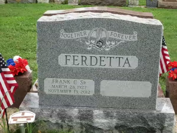 double granite monuments - Ferdetta