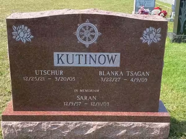 double granite monuments - Kutinow