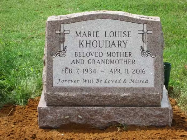 single monuments - Khoudry