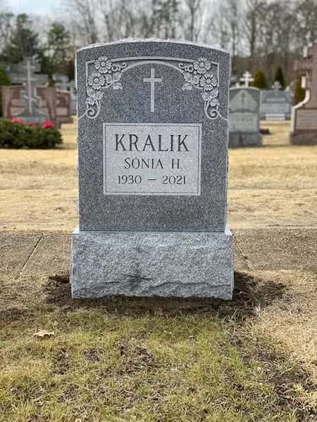 single monuments - Kralik
