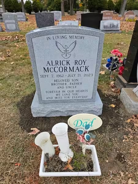 single monuments - McCormack