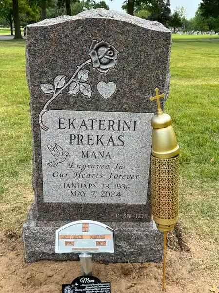 single monuments - Prekas