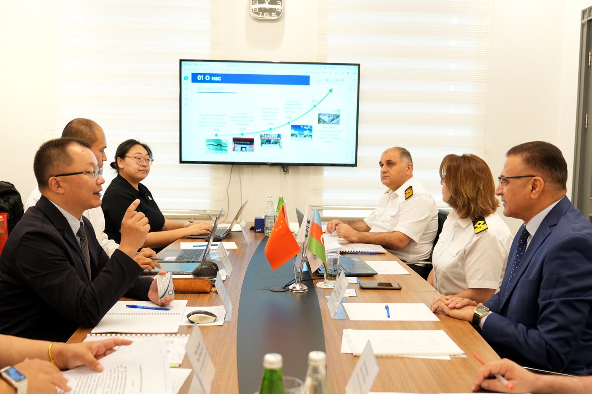 Harbin Mühəndislik Universitetinin nümayəndə heyəti ADDA-da səfərdə olub