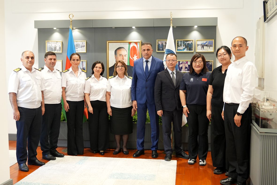 Harbin Mühəndislik Universitetinin nümayəndə heyəti ADDA-da səfərdə olub