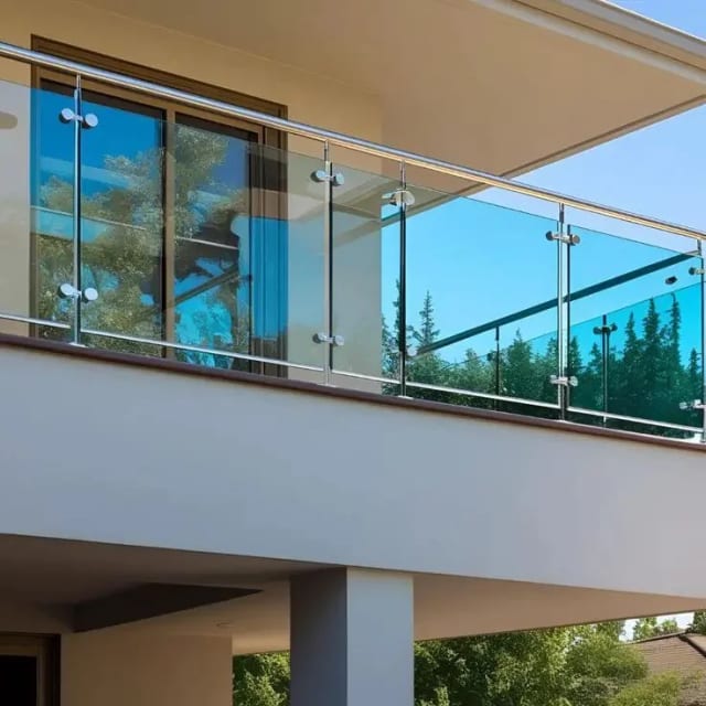 درابزين ألومنيوم (Aluminium Balustrade) — القوة والجمال