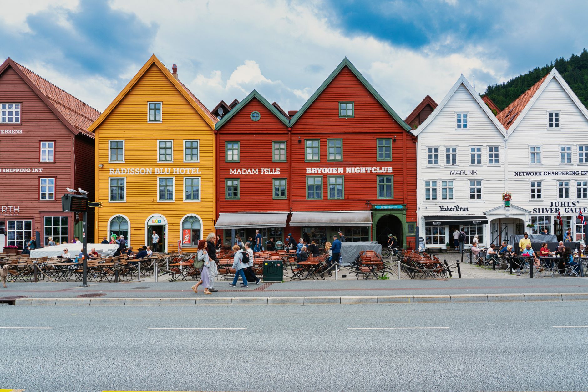 Guide for dress shopping in Norway