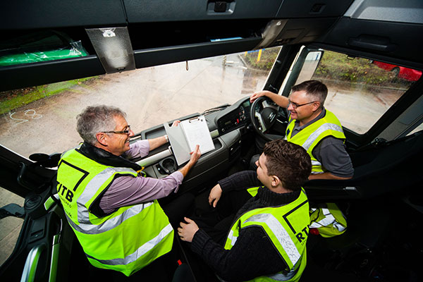 A Comprehensive Guide to CPC Training for Truck Drivers and Logistics Professionals
