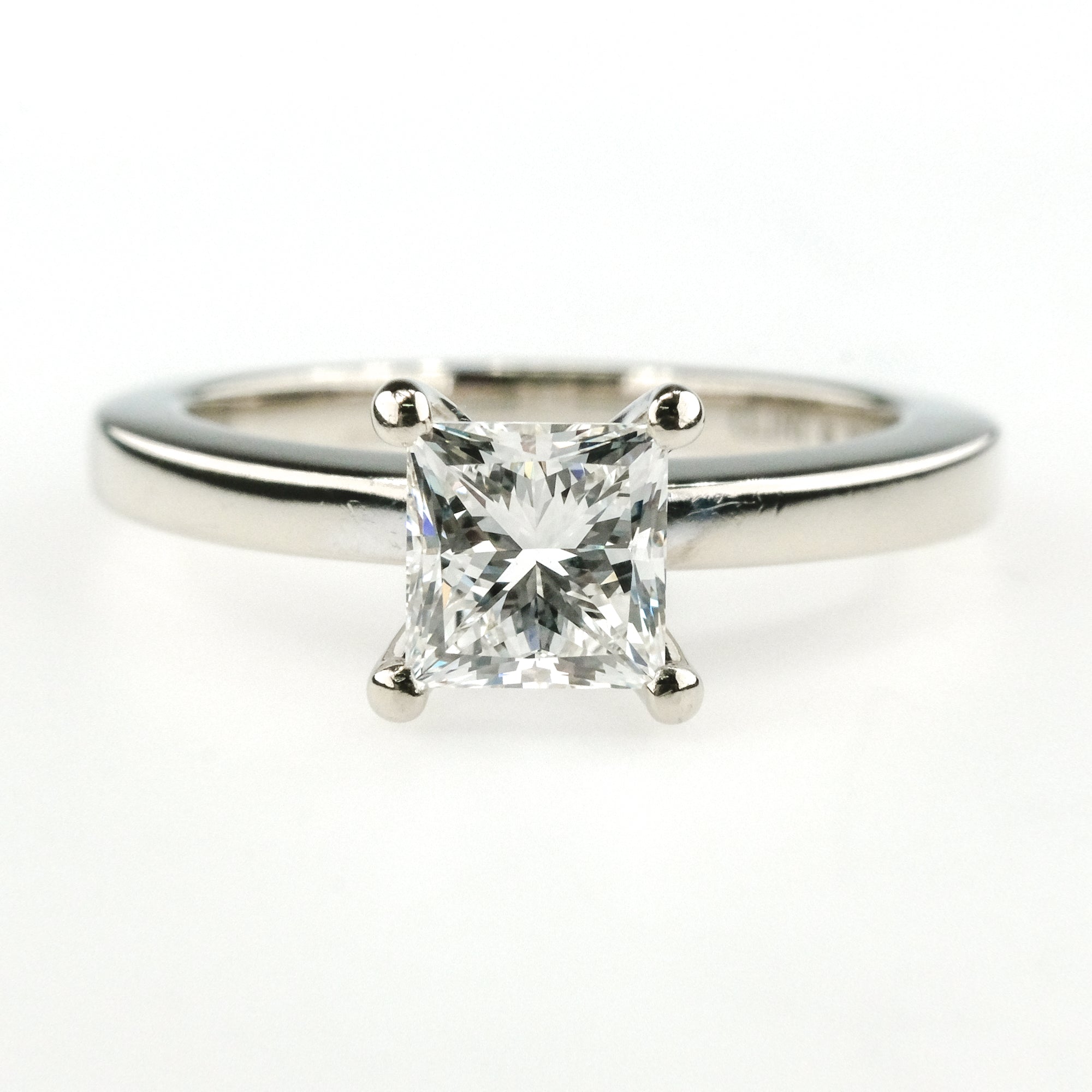 The Ethical Sourcing of Gemstones: Conflict-Free Diamonds and Beyond