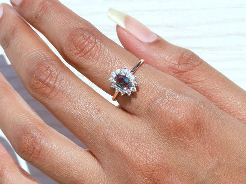 Breaking the Mold: Ethical Engagement Rings for the Modern Couple