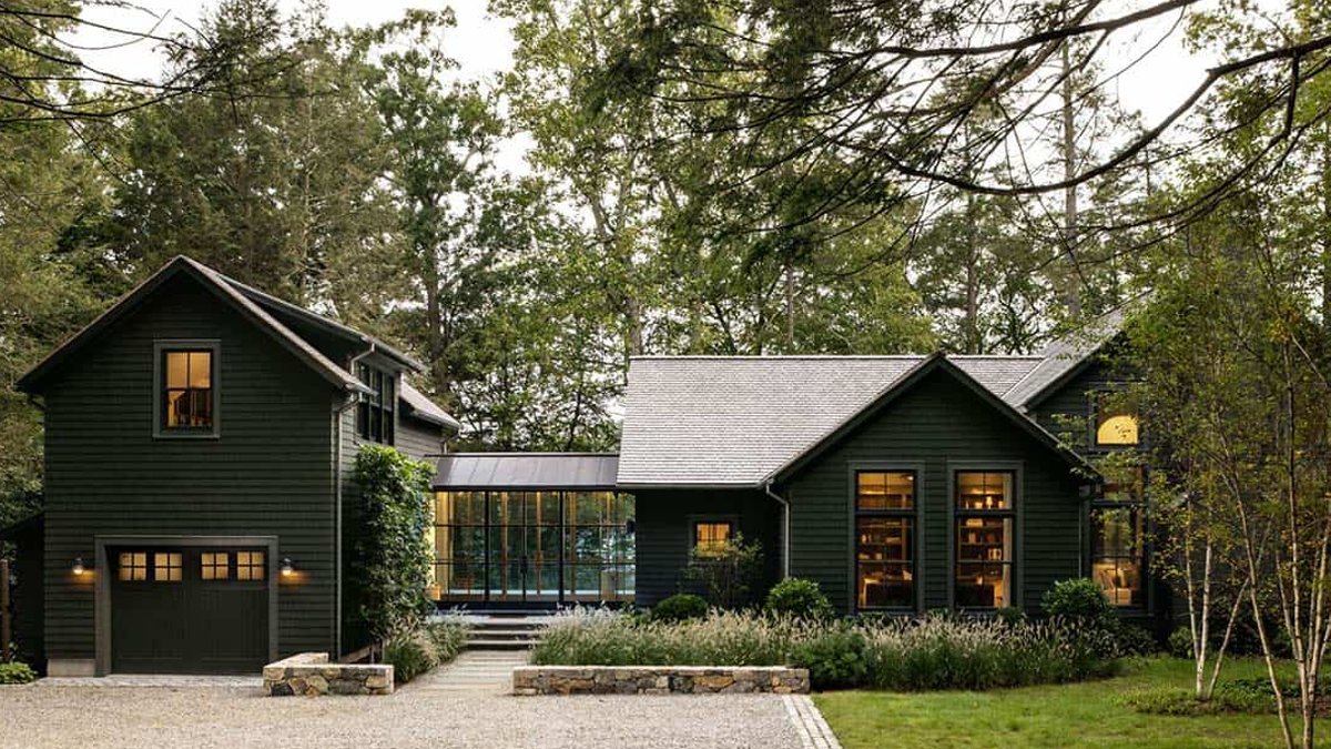 Lake House Hidden in New York Woods - lake house
