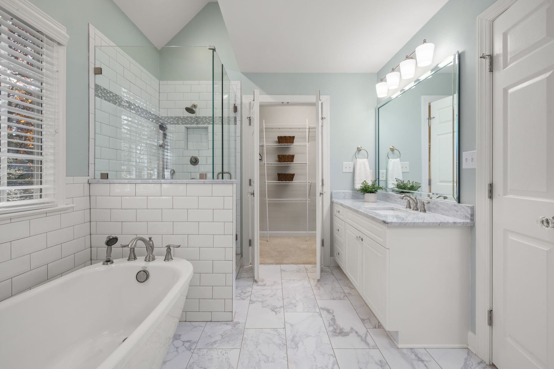Does My Bathroom Need Renovation?