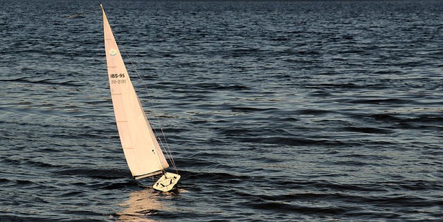 5 Reasons to Give Winter Sailing a Try
