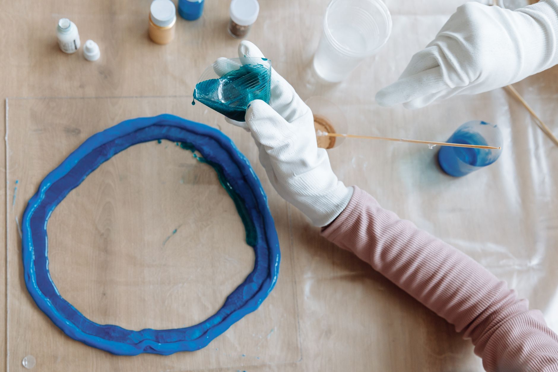 What are epoxy floors?