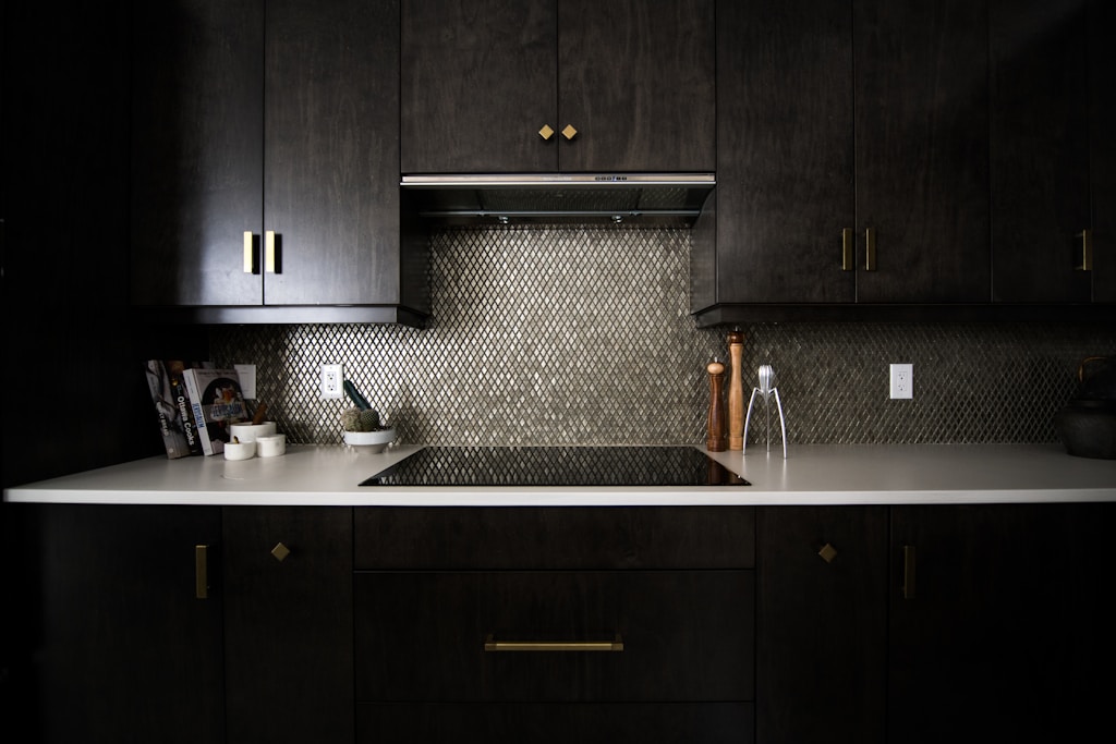 The art and function of kitchen splashbacks: Combining practicality with style