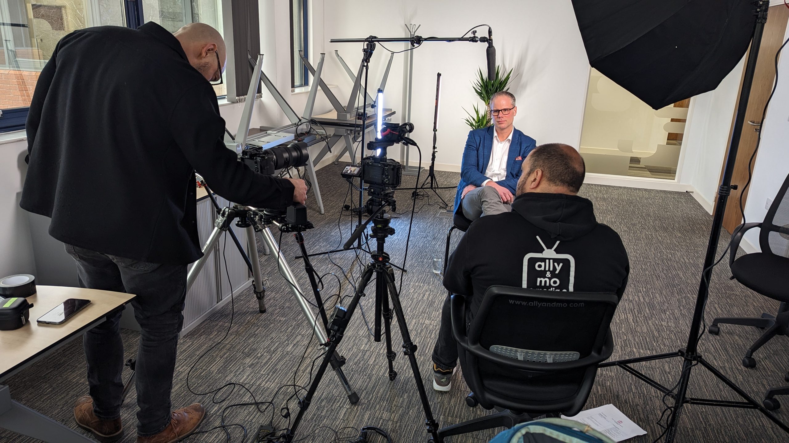 What Are Internal Communications Videos?