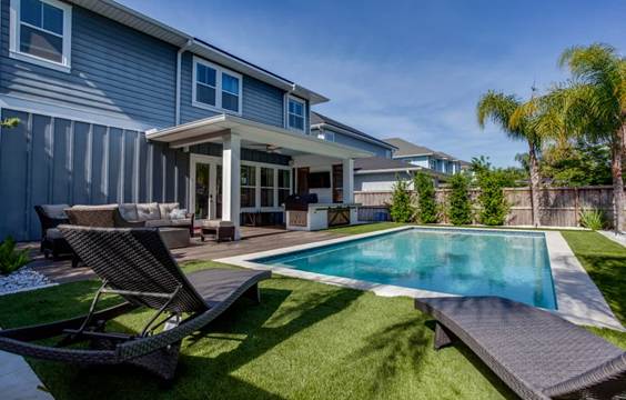 Tips for Customizing Your Pool
