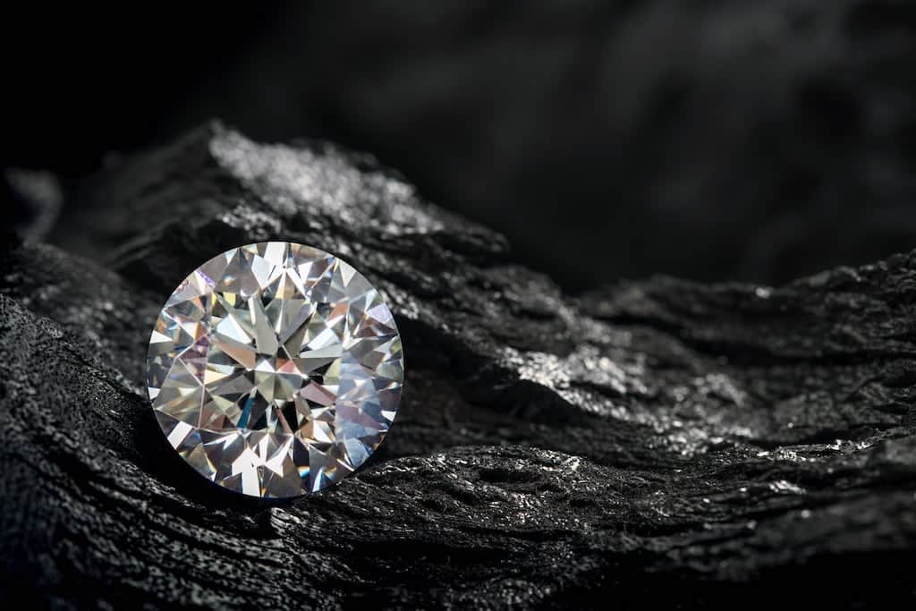 Bourne’s Dazzling Discovery: The Allure of Lab Grown Diamonds
