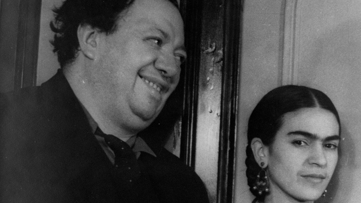 Frida Kahlo and Diego Rivera’s home hits market at $8M - frida kahlo home