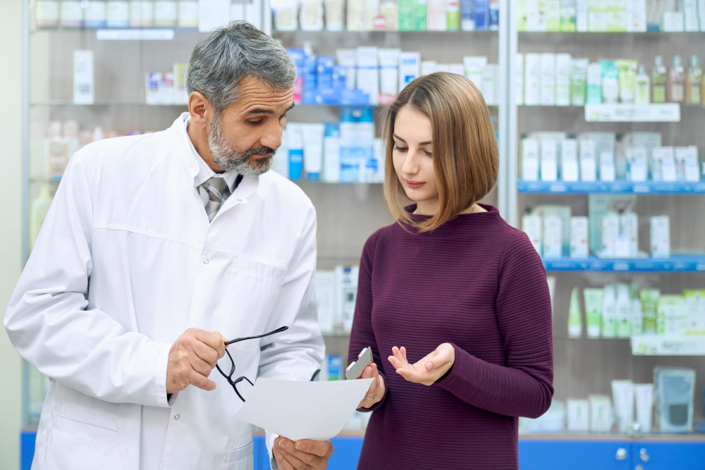 10 Tips to Improve Pharmacy Customer Experience in 2024