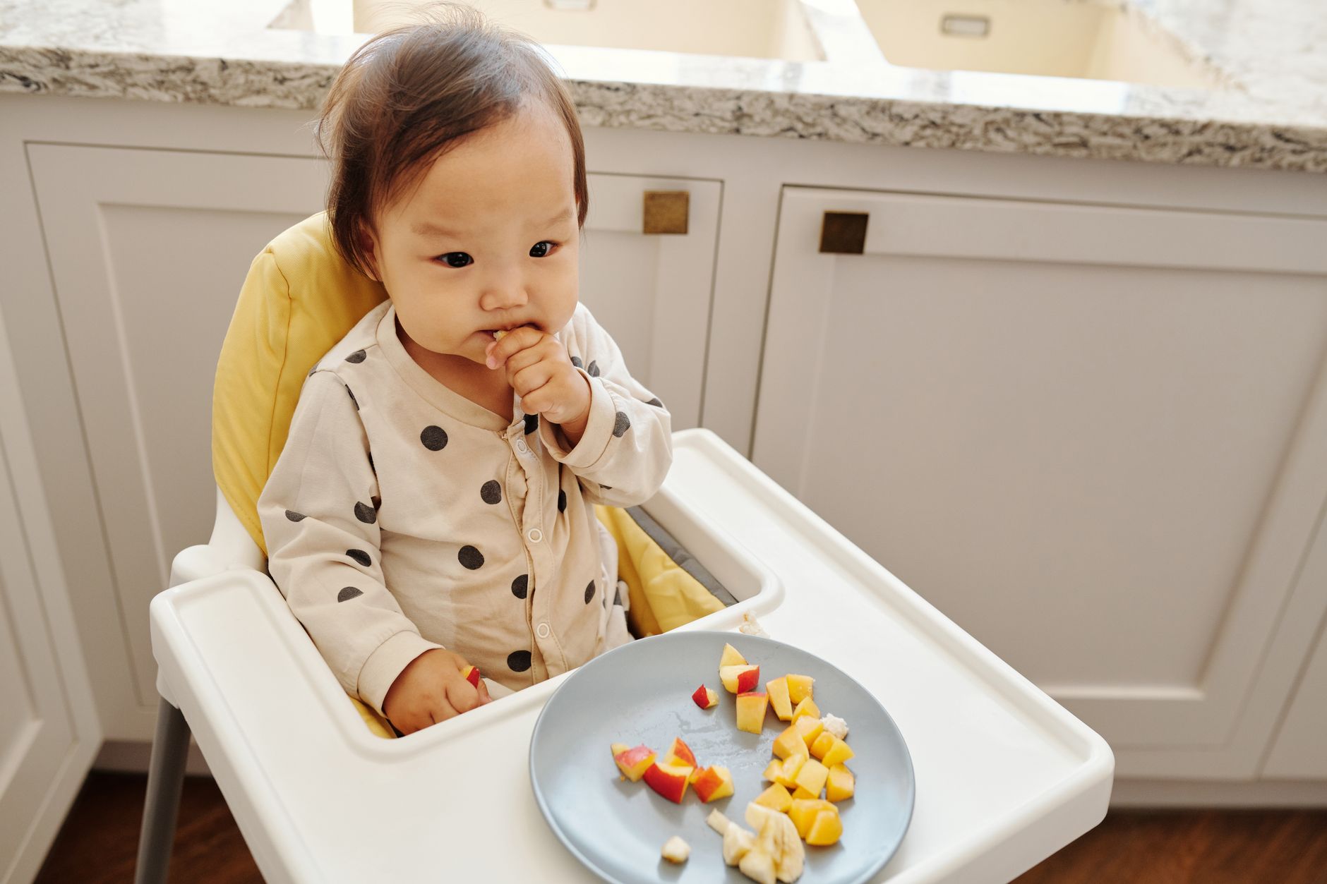 A Guide: What Is Baby Led Weaning?