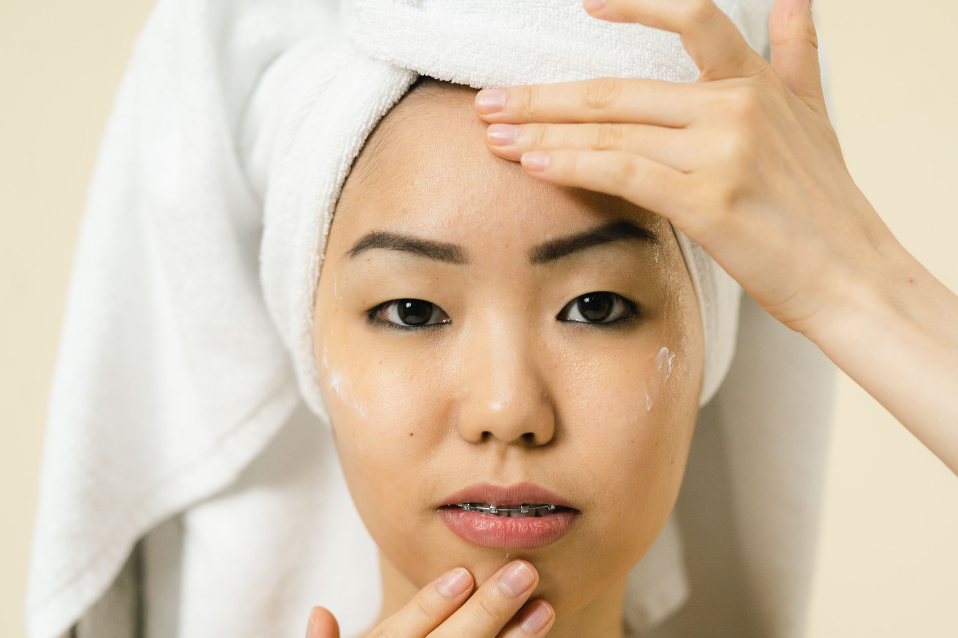 Healthy Skincare Habits You Should Develop