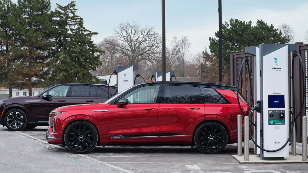 US Slows Pace of EV Charger Installations - ev charger