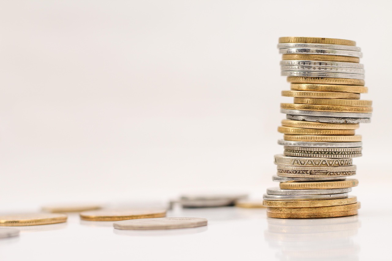 Choosing the Right Loan App: Features, Safety, and User Experience Compared