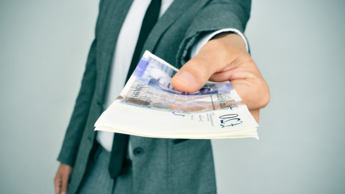 UK Offers Grants to Small Businesses - small business grants