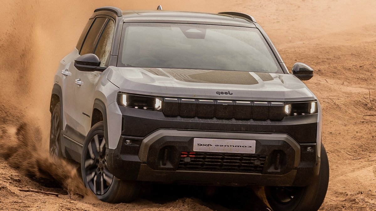 Jeep's Urban SUV Gets Muddy Makeover Jeep's Urban SUV Gets Muddy Makeover - compass 4xe