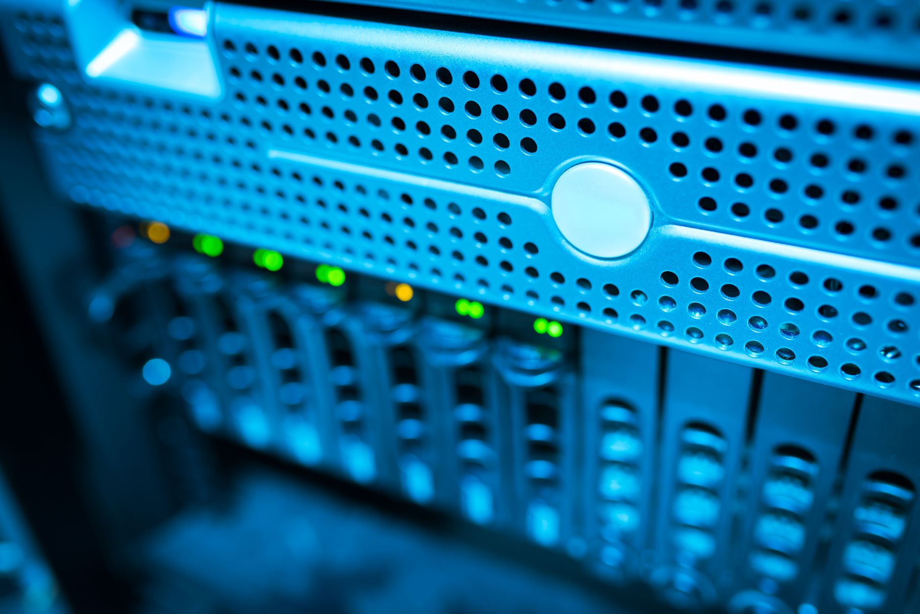 4 Benefits of Upgrading From Shared To VPS Hosting