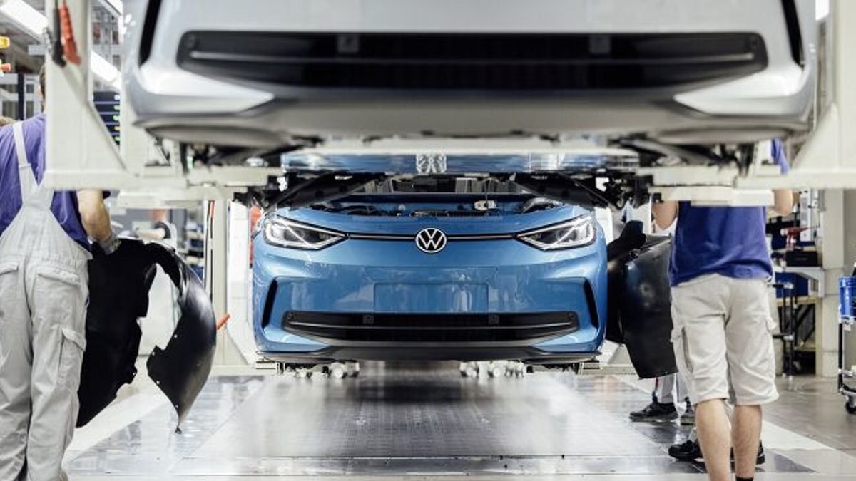 China targets Volkswagen plants - volkswagen china