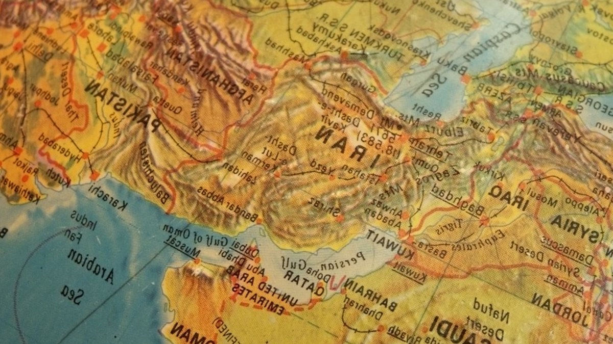 Oil prices surge on Iran war fears Oil prices surge on Iran war fears - oil prices