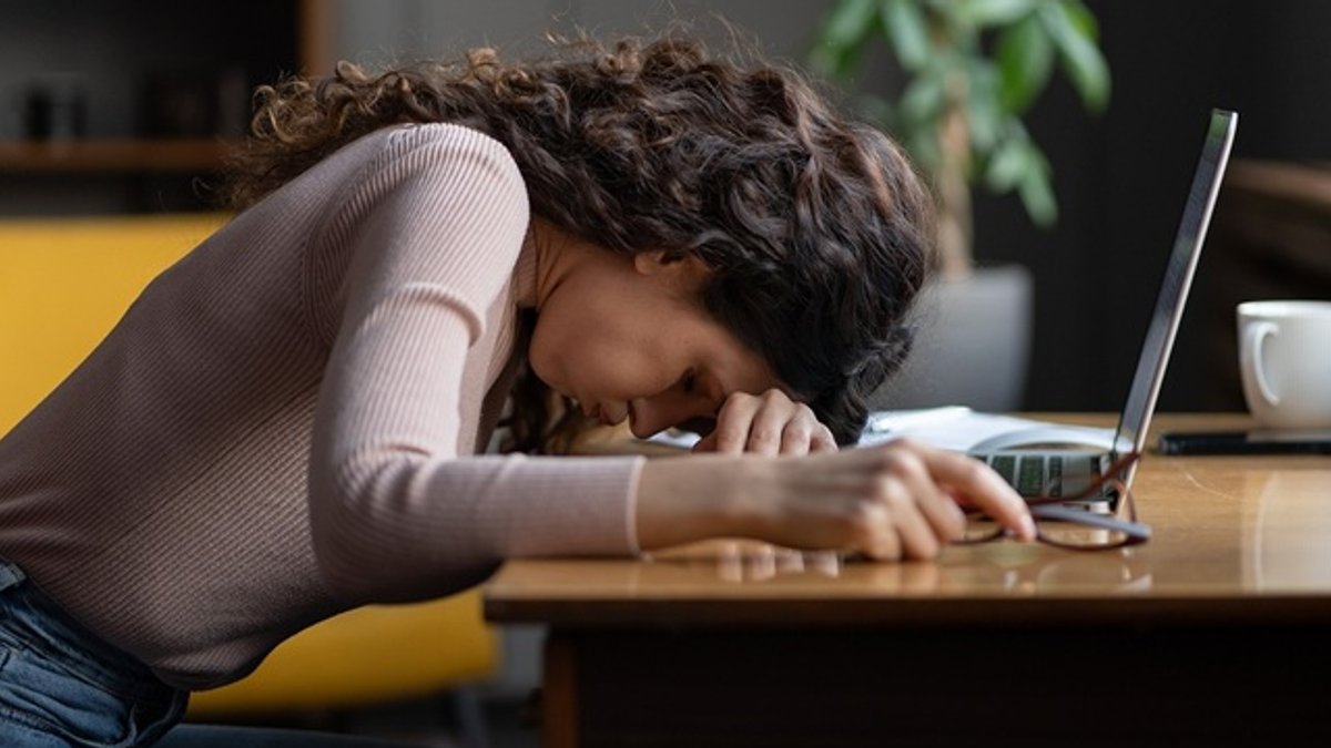 Australians Increase Sick Leave Amid Rising Burnout - burnout sick leave